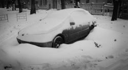 машина под снегом